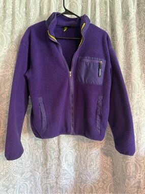 90’s Patagonia Deep Purple Fleece Jacket with Chest Pocket